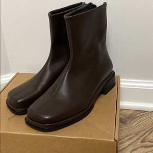 Brown square toe lattelier boots